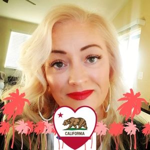 Meet your Posher, Mimi